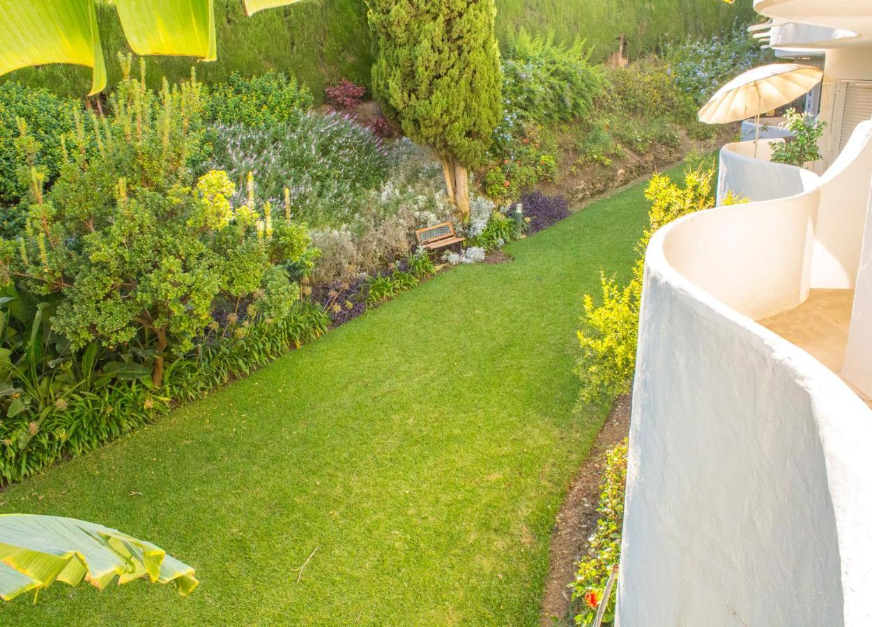 Benalgolf: Seaside Apartment with Private BBQ Backyard Benalmadena Exterior photo