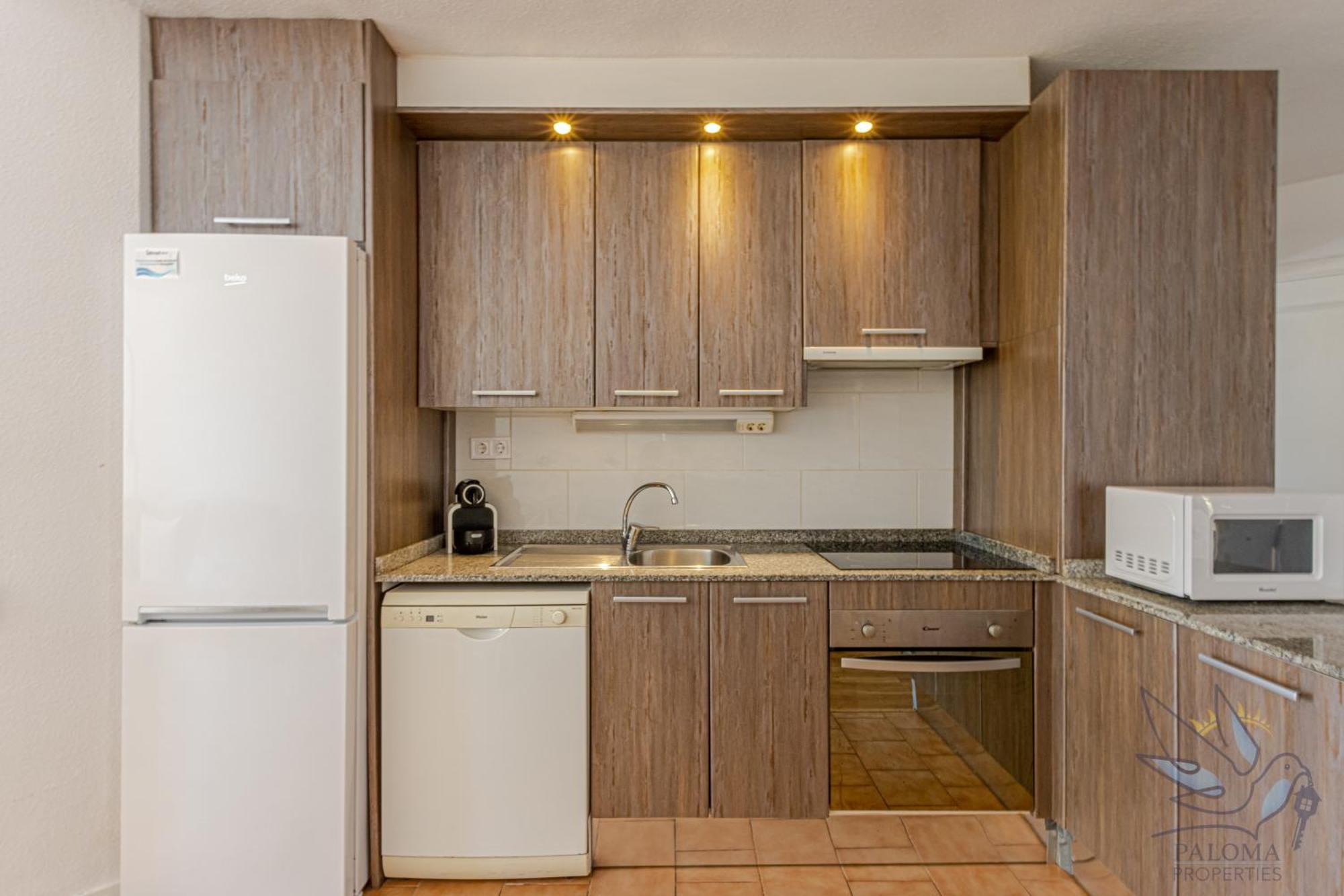 Benalgolf: Seaside Apartment with Private BBQ Backyard Benalmadena Exterior photo